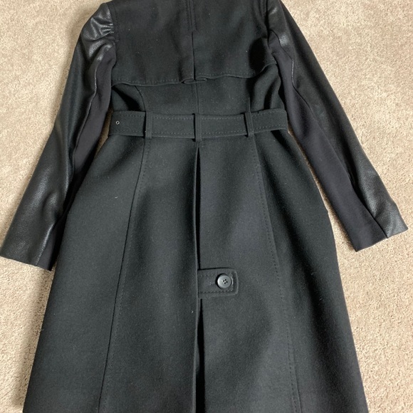 Black Wool BCBG coat - Picture 4 of 7